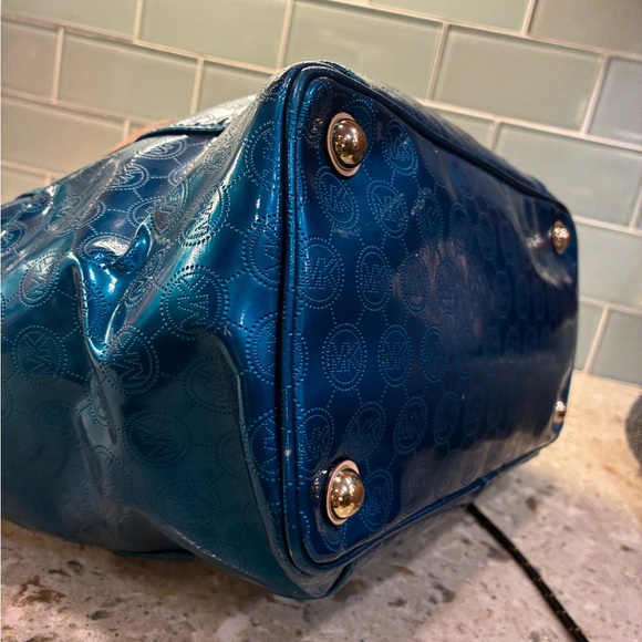 Michael Kors Teal Patent Logo Tote with Tan Straps - Picture 8 of 9